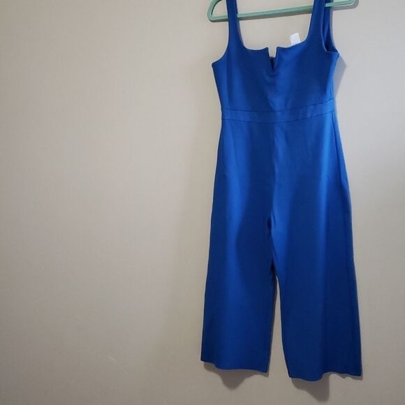 Blue Cropped Pant Romper Jumpsuit Size medium - Picture 1 of 5
